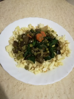 Una foto de Verduras en cama de coliflor