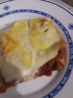 Una foto de Lasaña boloñesa