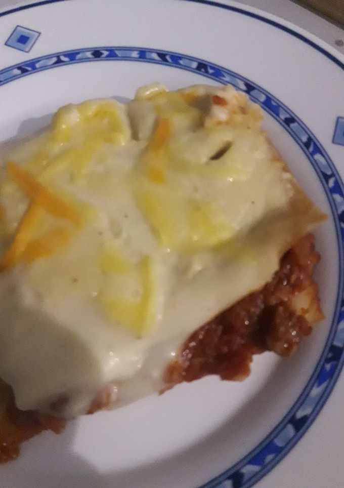 Una foto de Lasaña boloñesa