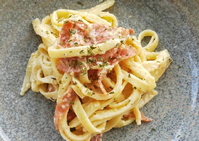 Fettuccine Carbonara