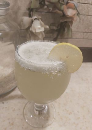 A picture of Lemonade.