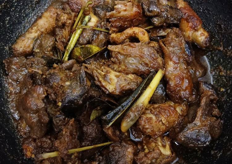 Resep: Enak Ayam bumbu hitam khas Madura