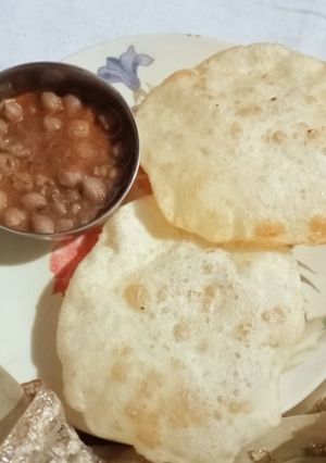 छोले भटूरे (chole bhature recipe in Hindi) रेसिपी मुख्य फोटो