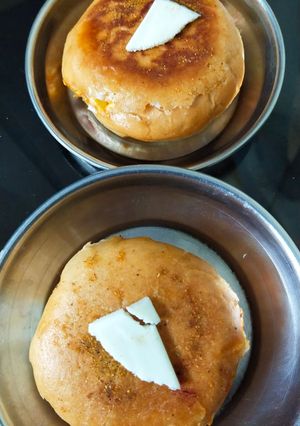 A picture of Cheese burger.