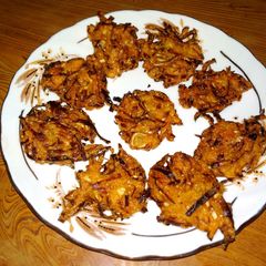 A picture of Cabbage pakora.
