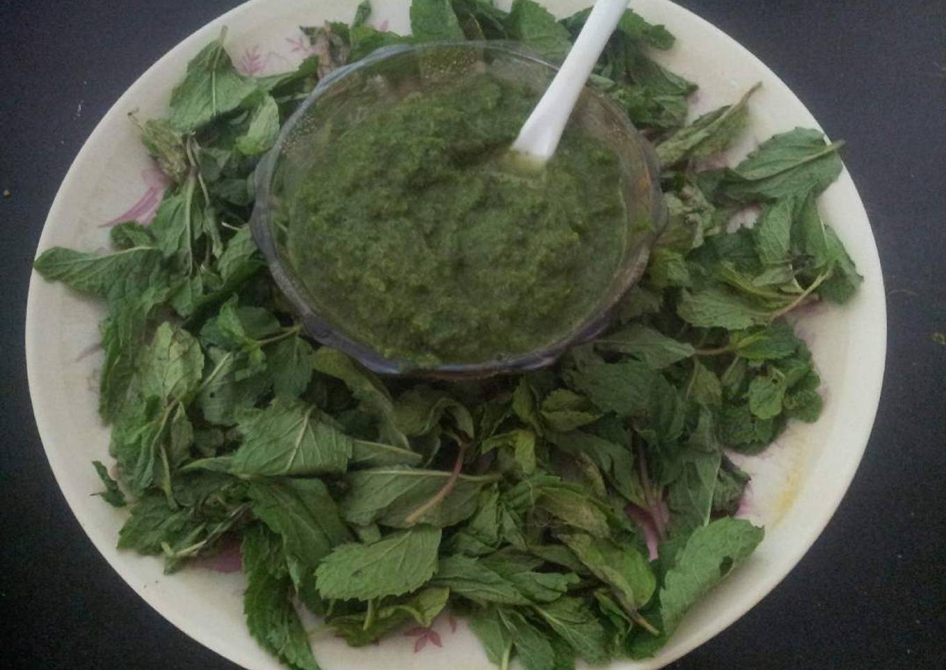 Raw mango green chutney