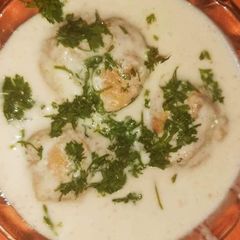 Dahi bhalle A picture of Dahi bhalle.