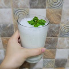 A picture of Thandi Thaar Namkeen Lassi.