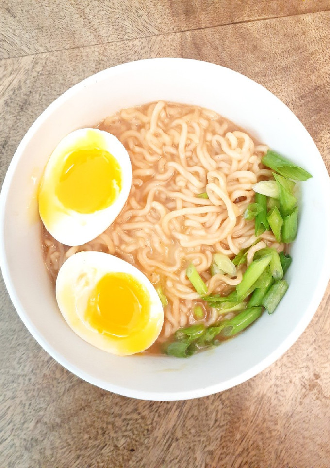 A picture of Simple Beef Ramen with Soft Boiled Egg.
