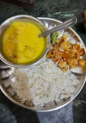 कढ़ी चावल (kadhi chawal recipe in Hindi) रेसिपी मुख्य फोटो