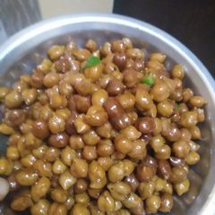 A picture of Bhog chana.