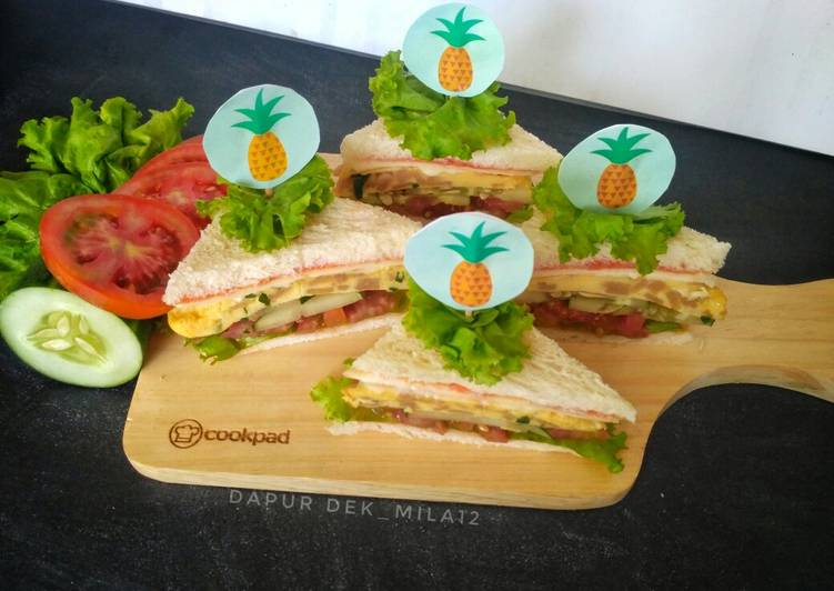 Sandwich omlet super praktis