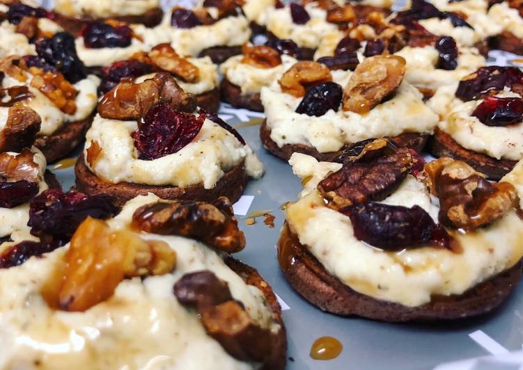 Recipe of Super Quick Homemade Sweet Potato Rounds With Herbed Ricotta And Walnuts