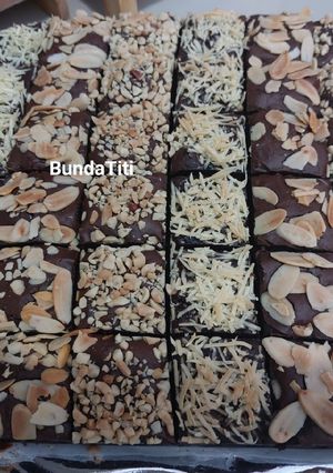 Foto resep 754.Fudgy Brownise shiny crust