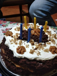 Una foto de Torta de chocolate similar brownie 😋🤩