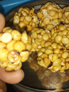 பொட்டுக்கடலை உருண்டை (Pottukadalai urundai recipe in tamil) செய்முறை முக்கிய புகைப்படம்
