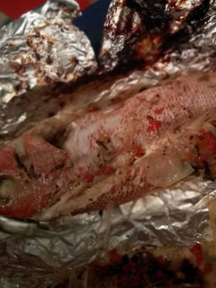 Una foto de Pescado a la brasa