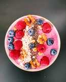 Smoothie bowl de Frutos vermelhos