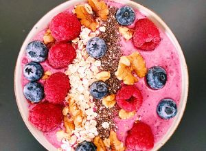 Foto de Smoothie bowl de Frutos vermelhos