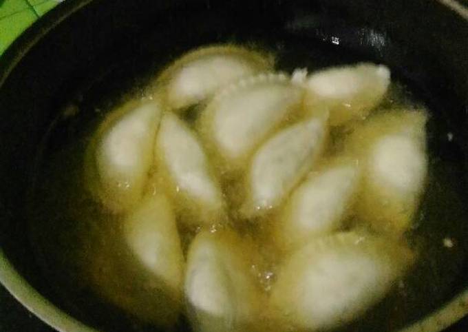 Ternyata begini lho! Resep membuat Pempek pastel isi pepaya/telur dijamin sempurna