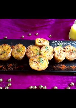 A picture of Baked Garlic Potatoes.
