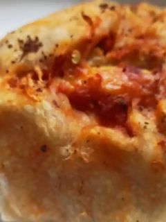 চিজ বম্ব (cheese bomb recipe in Bengali) রেসিপির প্রধান ছবি