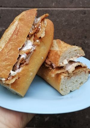 Una foto de Torta de chilaquiles 🤩