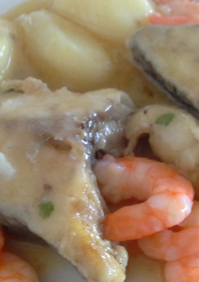 Una foto de Corvina con gambas