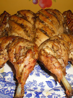 Una foto de Pollo asado con limón y romero