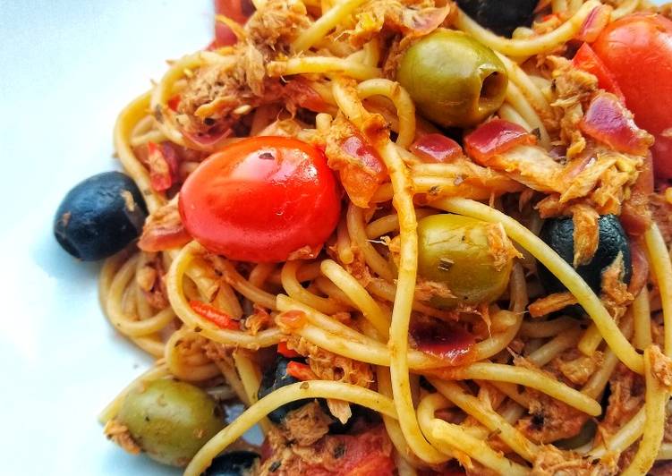Steps to Prepare Homemade My Spaghetti Puttanesca