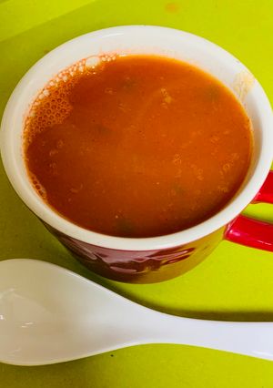 A picture of Jhatpat tomato soup.
