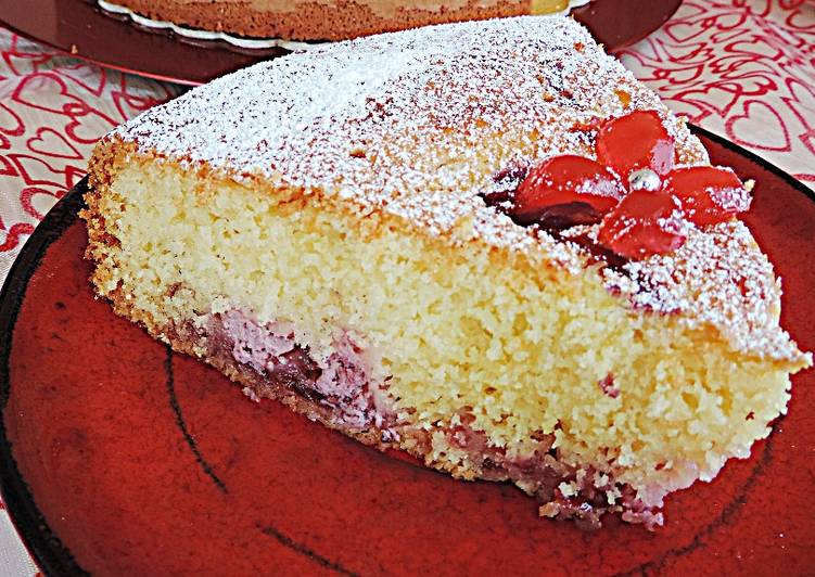 Ricetta Torta Nua Con Yogurt E Marmellata Di Ciliegie Senza Burro Di Fabiola Falgone Cookpad