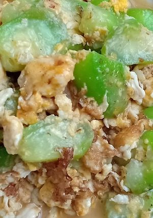 A picture of Stir-Fried Zucchini with Egg (Vegetarian).