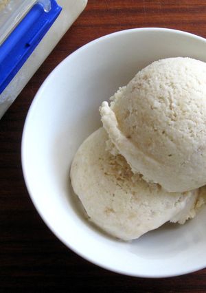 A picture of Banana Yoghurt Ice Cream.
