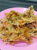 Peyek Udang Rebon Daun Kucai