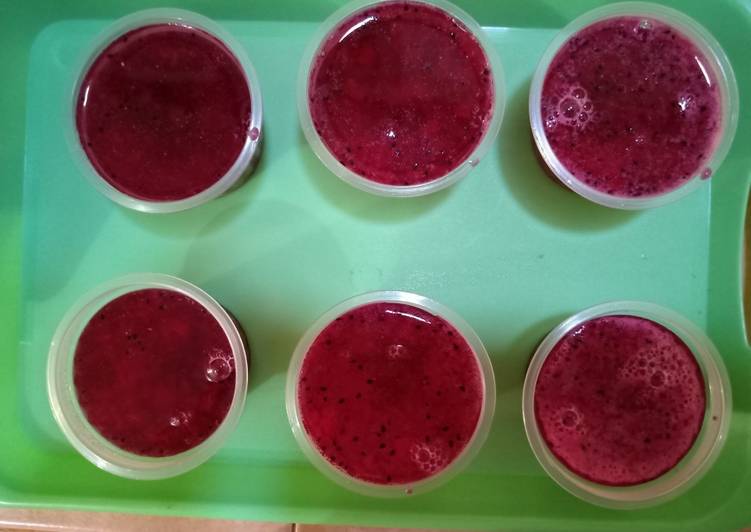 Puding Buah Naga