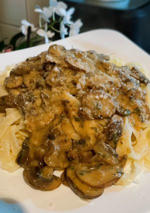 O poză a rețetei Tagliatelle cu sos de ciuperci și Parmezan.