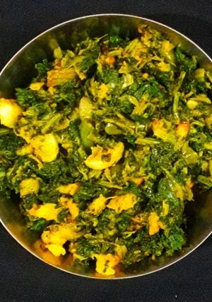 मूली के पत्तों की सब्जी (mooli ke patto ki sabzi recipe in Hindi) रेसिपी मुख्य फोटो