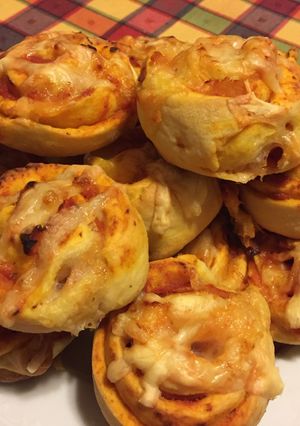 O poză a rețetei Mini pizza.