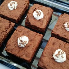 A picture of Hershey's Best Brownies.