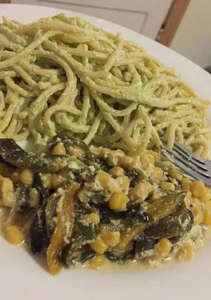 A picture of Rajas con Crema y Elote.