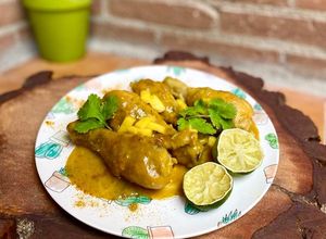 Foto principal de Muslitos de pollo con salsa curry, mango y lima 🥭💕
