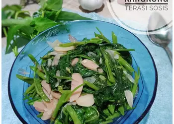 Cara Memasak Cepat Tumis Kangkung Terasi Sosis Ala Warung