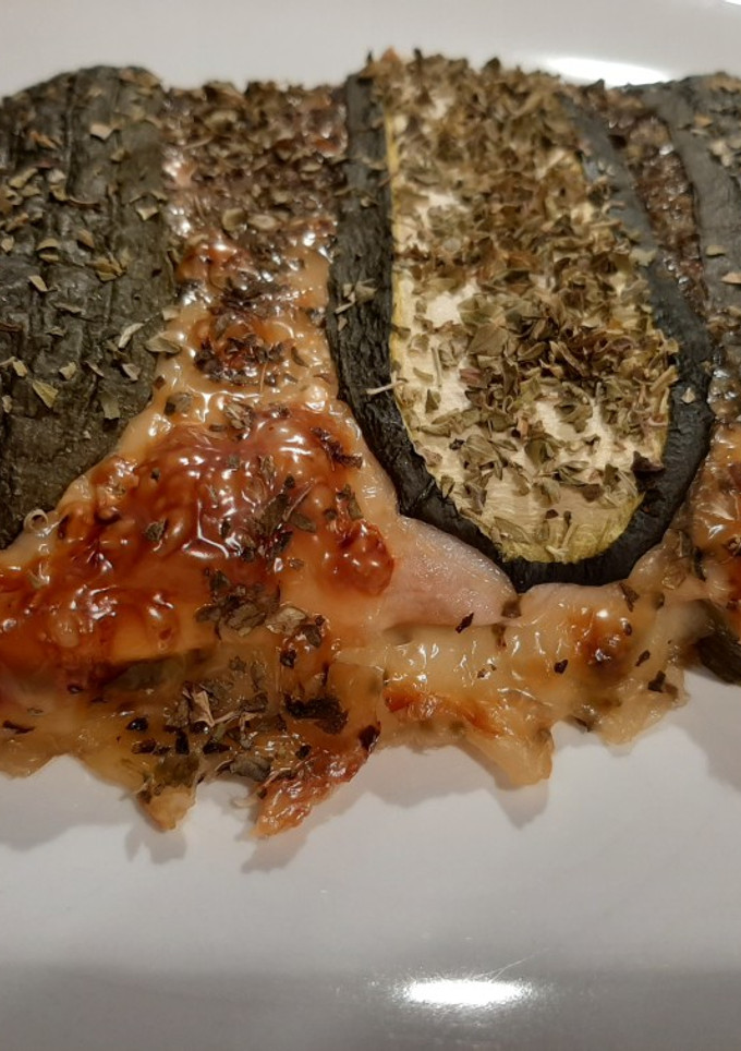 Una foto de Pizza con base de calabacín