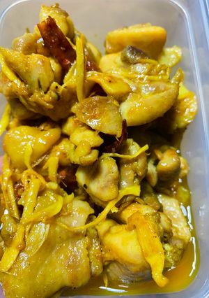 Hình của món Gà Kho Gừng.