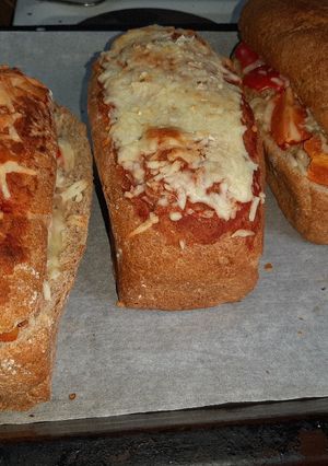 Töltött teljeskiörlésű veknik recept fotója