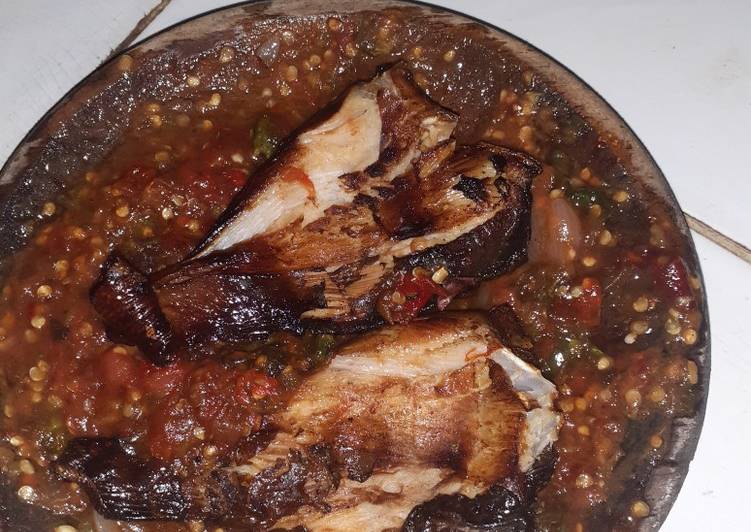 5 Resep: Penyet ikan pari sambal tomat Anti Gagal!