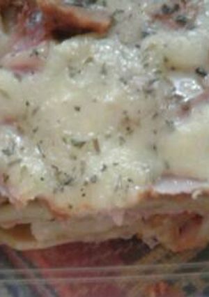 Una foto de Fideos mostacholes con jamón