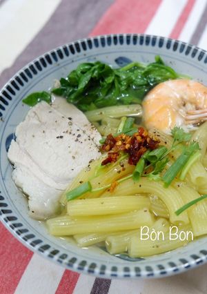 Hình của món Nui Nấu Tôm Thịt.