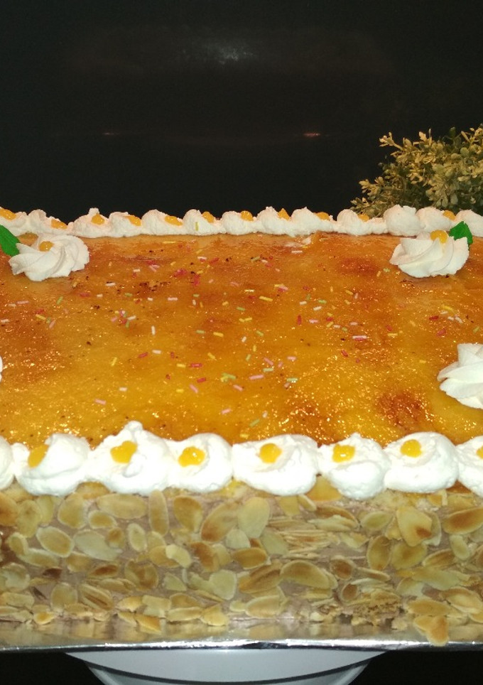 Una foto de Tarta San Marcos gigante
